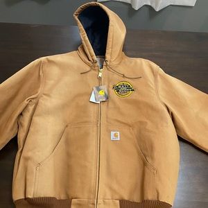 Carhartt Mens Large Jacket with hoodie